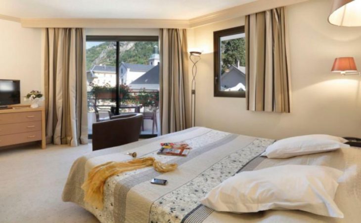 Hotel Amelie, Bride les Bains, Double Bedroom